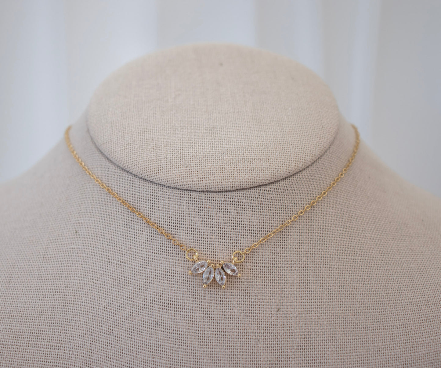 Lilly Necklace