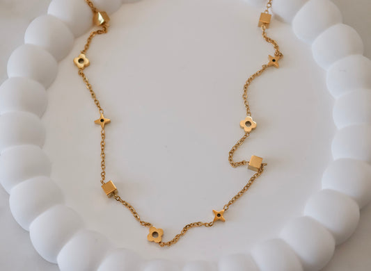 Spade Necklace