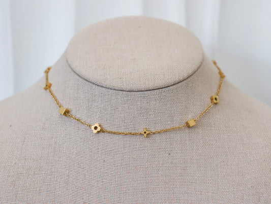 Spade Necklace